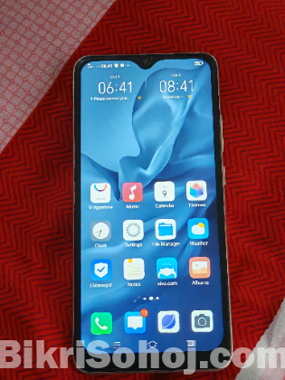 Vivo s1 pro  8/128